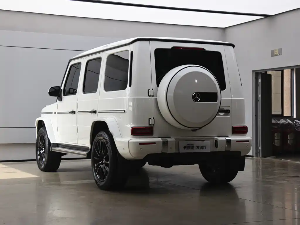 Mercedes-Benz G-Class 2023 — фото 25
