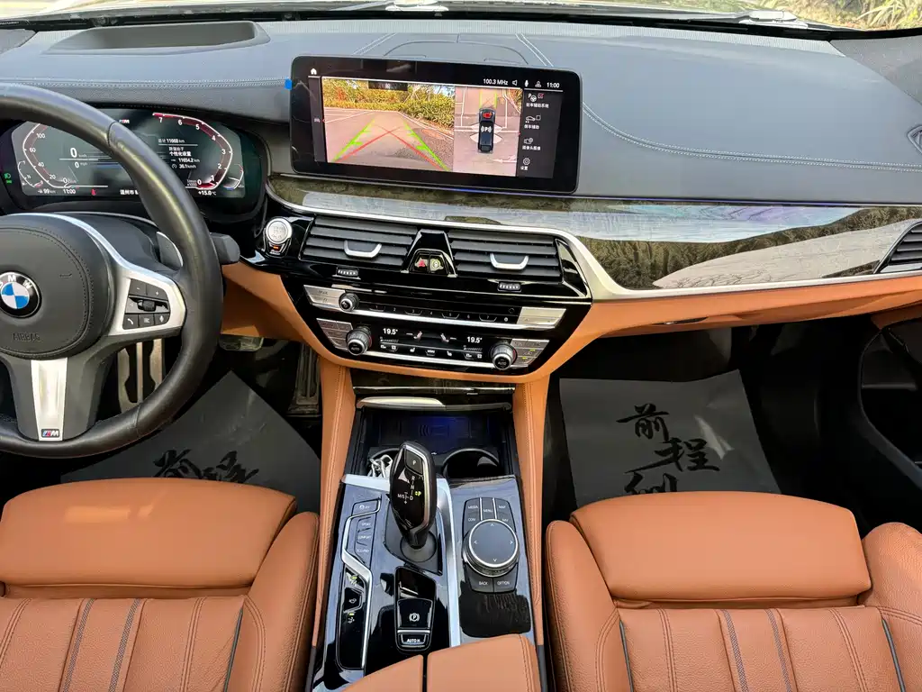 BMW 6 Series GT 2024 — фото 8