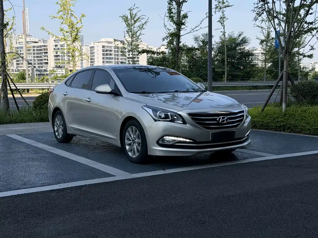 Hyundai Mistra 2015 — фото 3