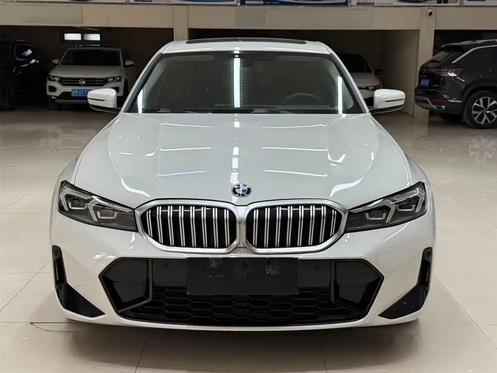 BMW 3 Series 2023