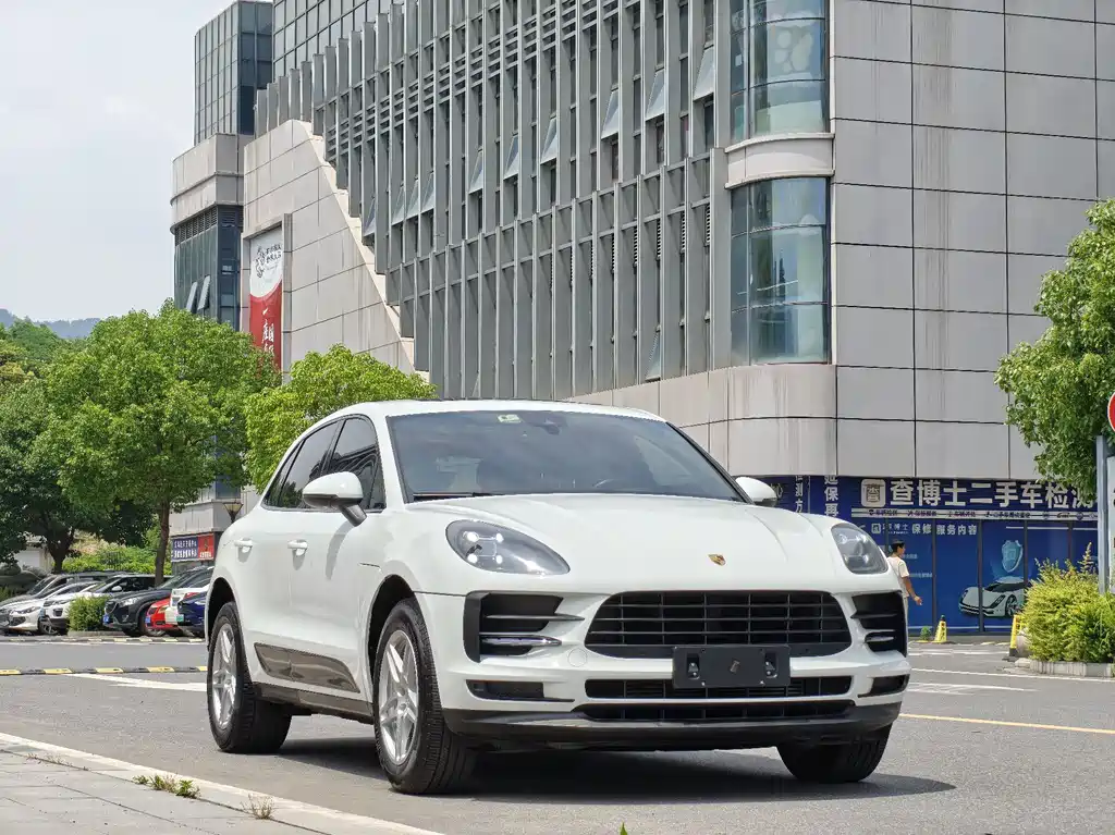 Porsche Macan 2019 — фото 3
