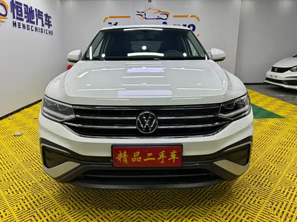 Volkswagen Tiguan L 2023