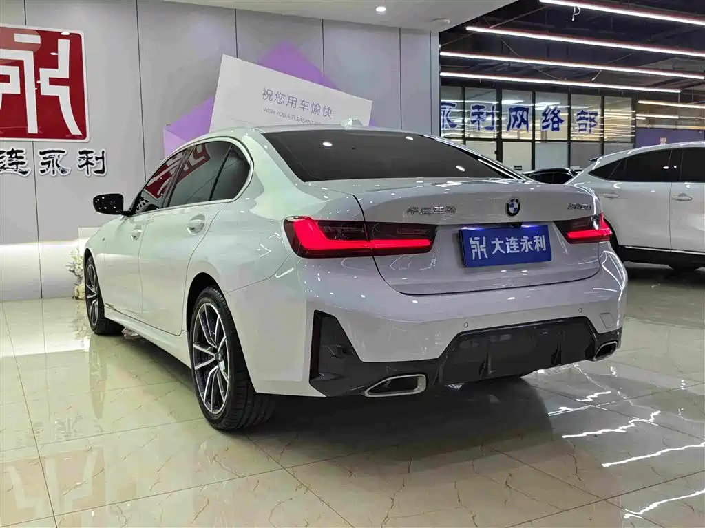BMW 3 Series 2024