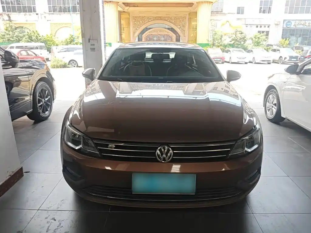 Volkswagen Lamando 2015