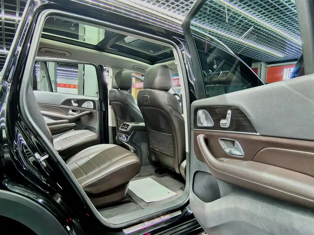 Mercedes-Benz GLS 2020 — фото 8