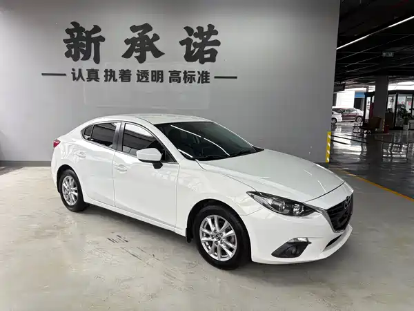 Mazda 3 Axela 2016