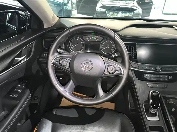 Buick LaCrosse 2018