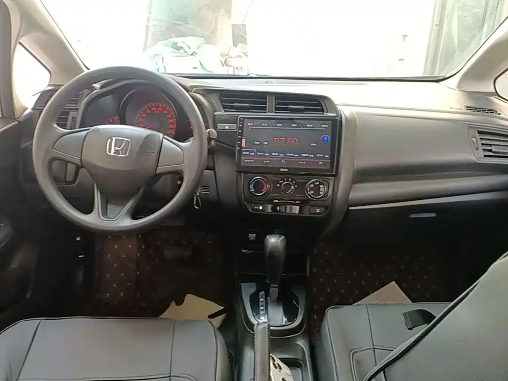 Honda Fit 2019 — фото 10