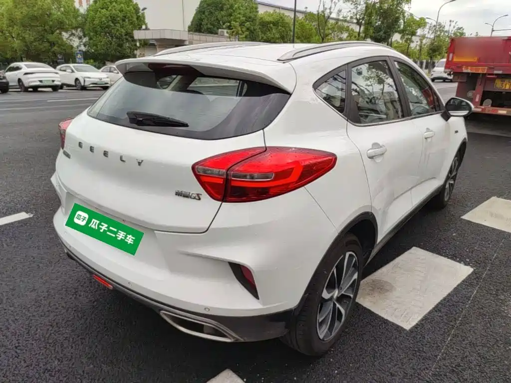 Geely Emgrand GS 2019