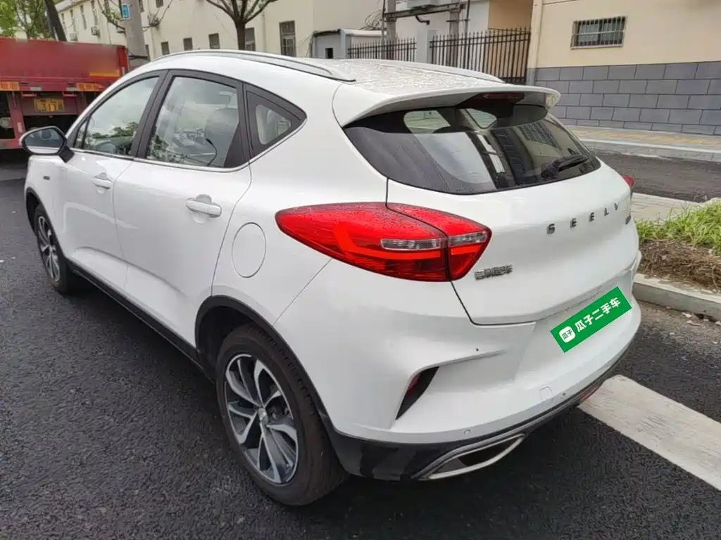 Geely Emgrand GS 2019