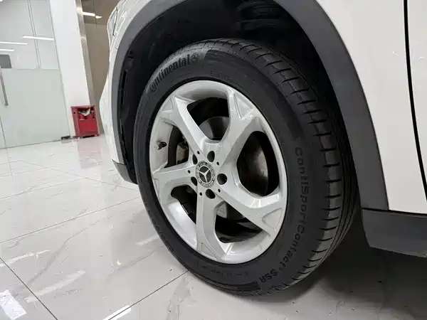 Mercedes-Benz GLA 2019