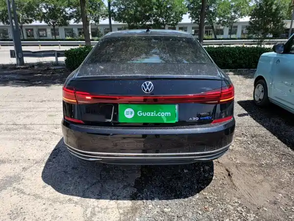 Volkswagen Passat Plug-In Hybrid 2023