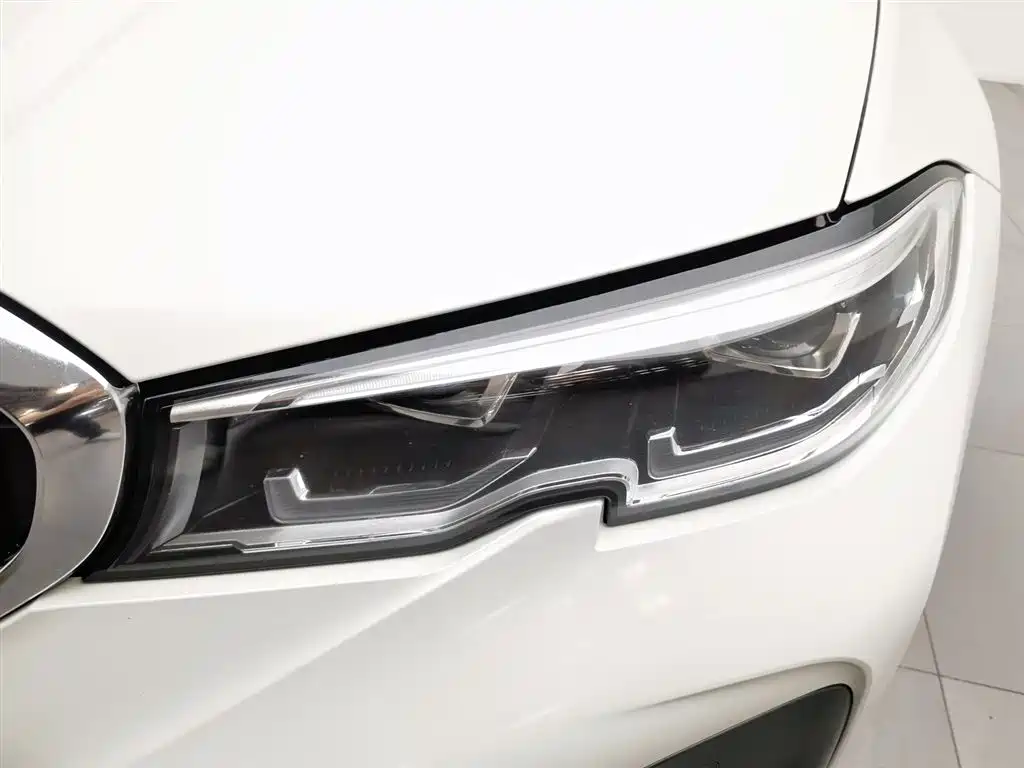 BMW 3 Series 2020
