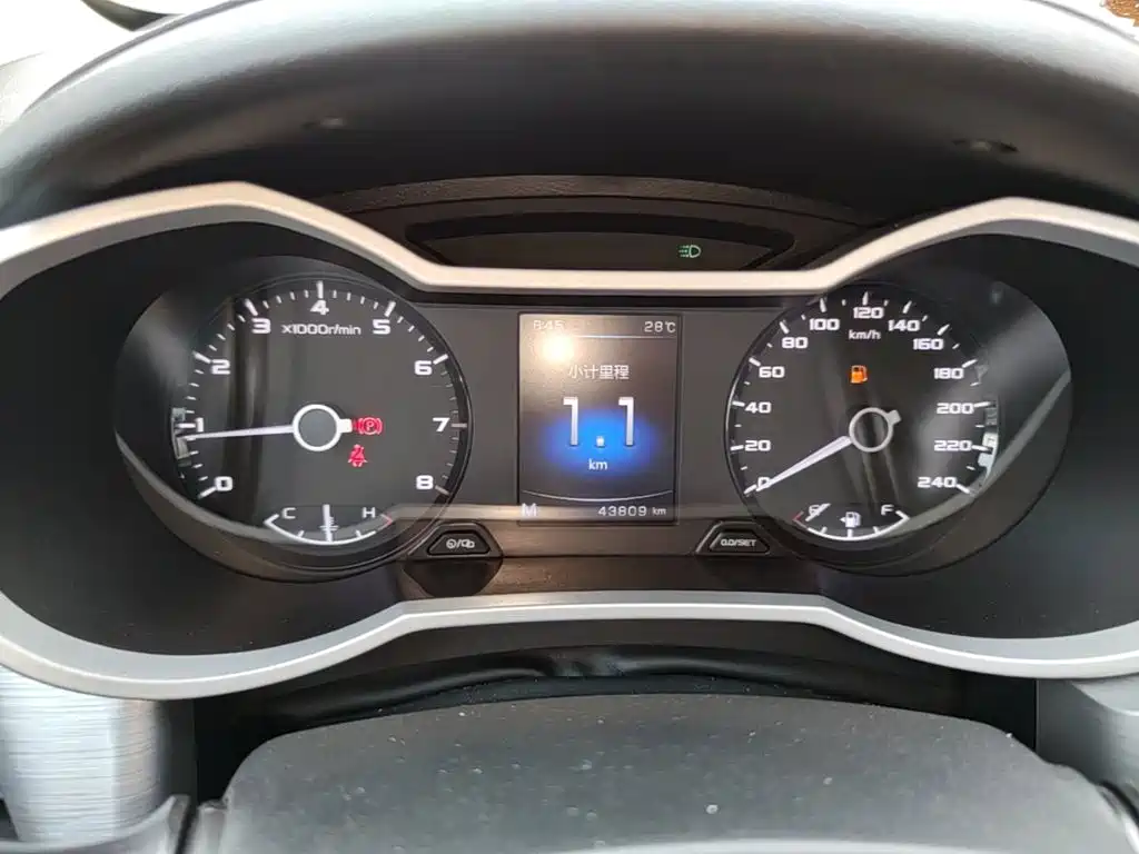 Geely Emgrand GS 2019 — фото 12