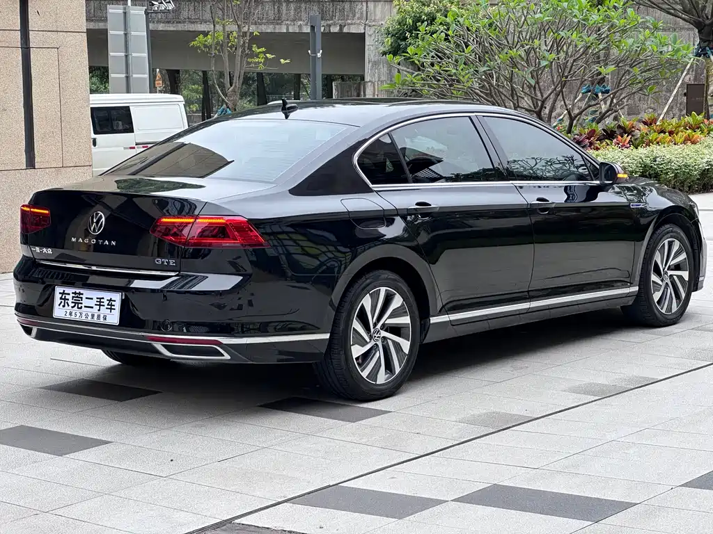 Volkswagen Magotan GTE PHEV 2021 — фото 9