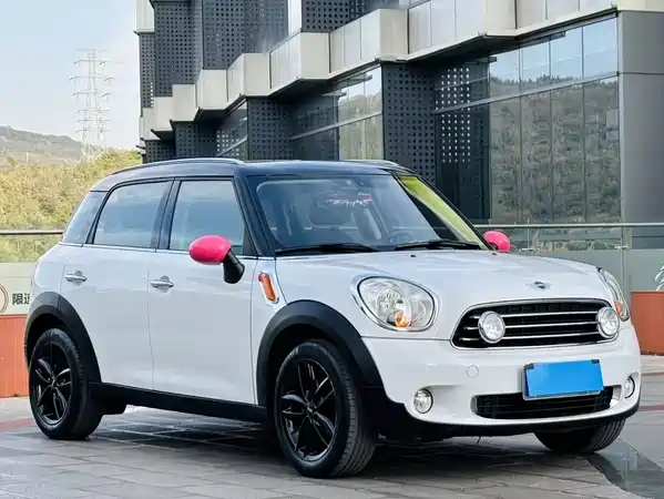 MINI Countryman 2011