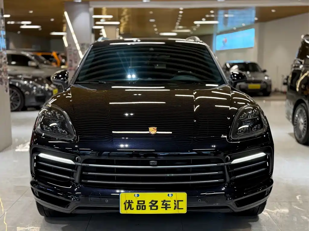 Porsche Cayenne 2018 — фото 2
