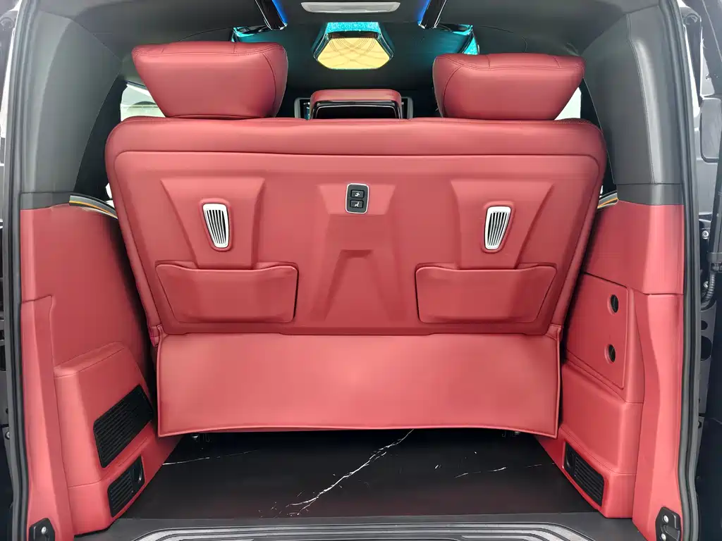 Mercedes-Benz Ascend VITO 2025 — фото 27