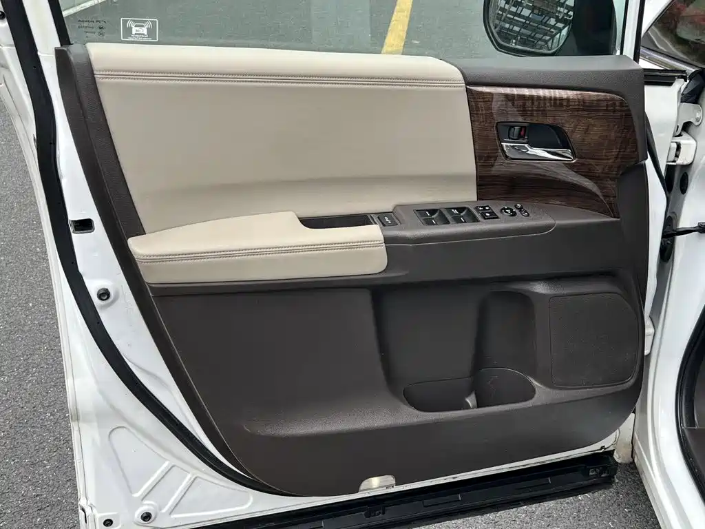 Honda Odyssey 2015 — фото 8