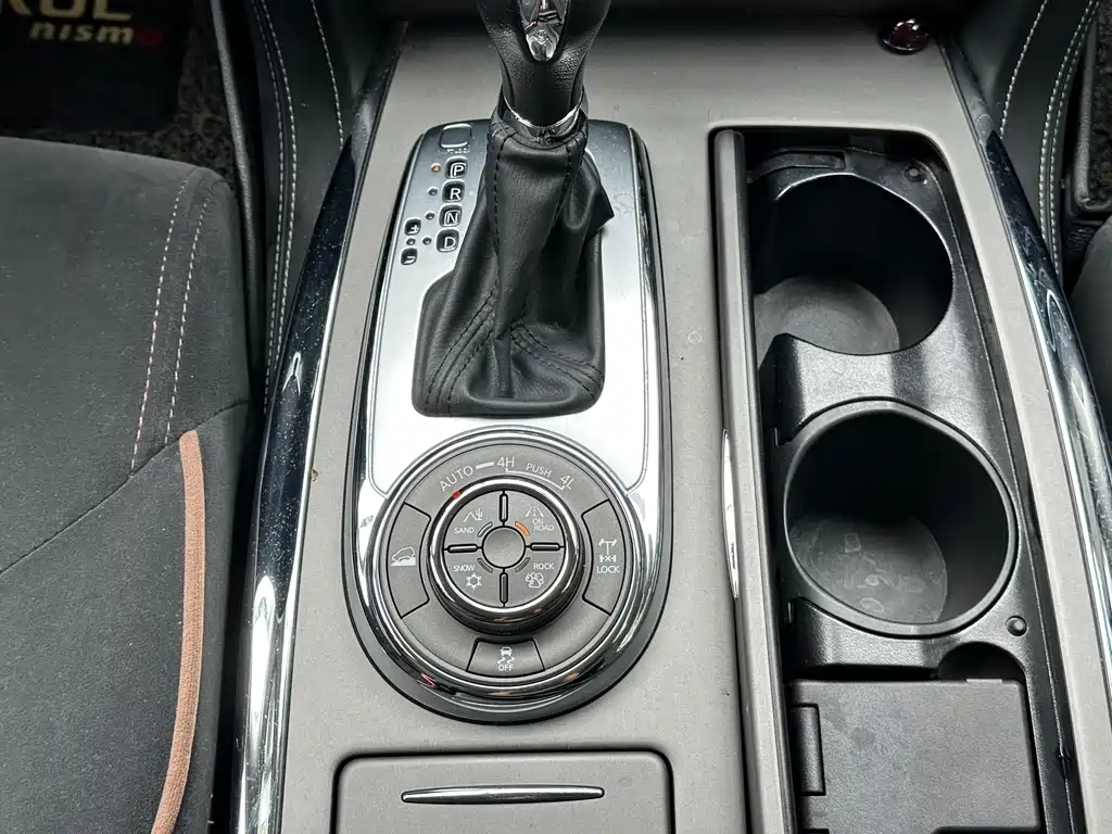 Nissan Patrol 2017 — фото 17