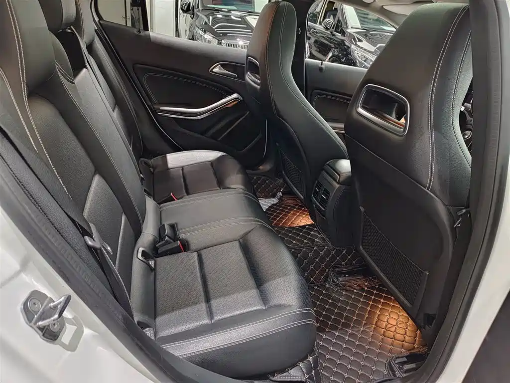 Mercedes-Benz GLA 2020 — фото 11