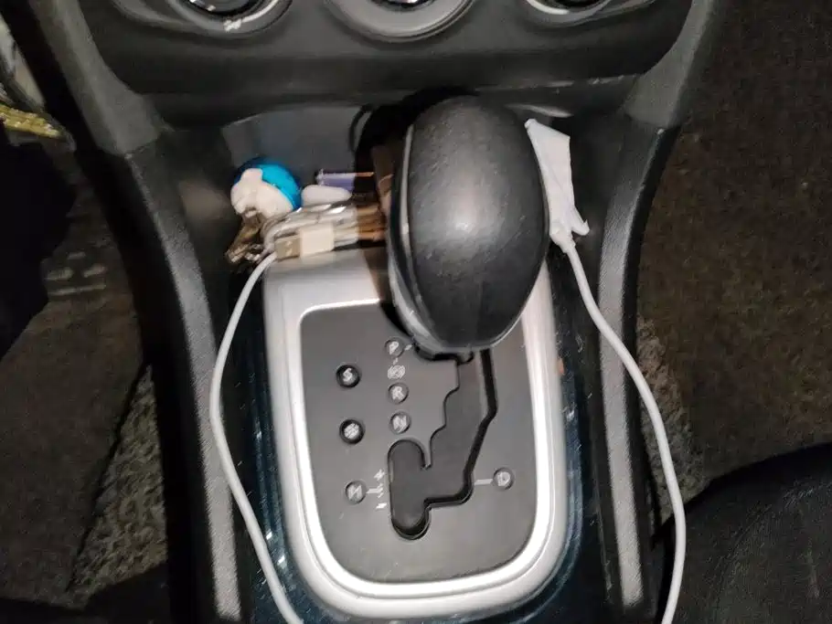 Citroën C4L 2015 — фото 16