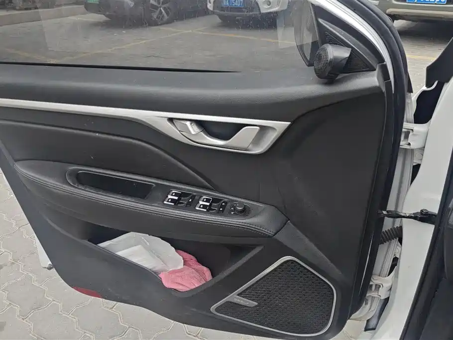 Geely Vision 2019