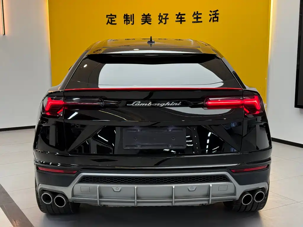 Lamborghini Urus 2022 — фото 7