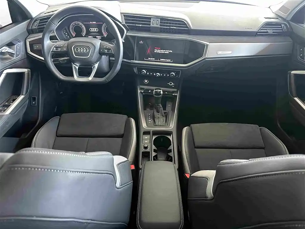 Audi Q3 2022 — фото 12