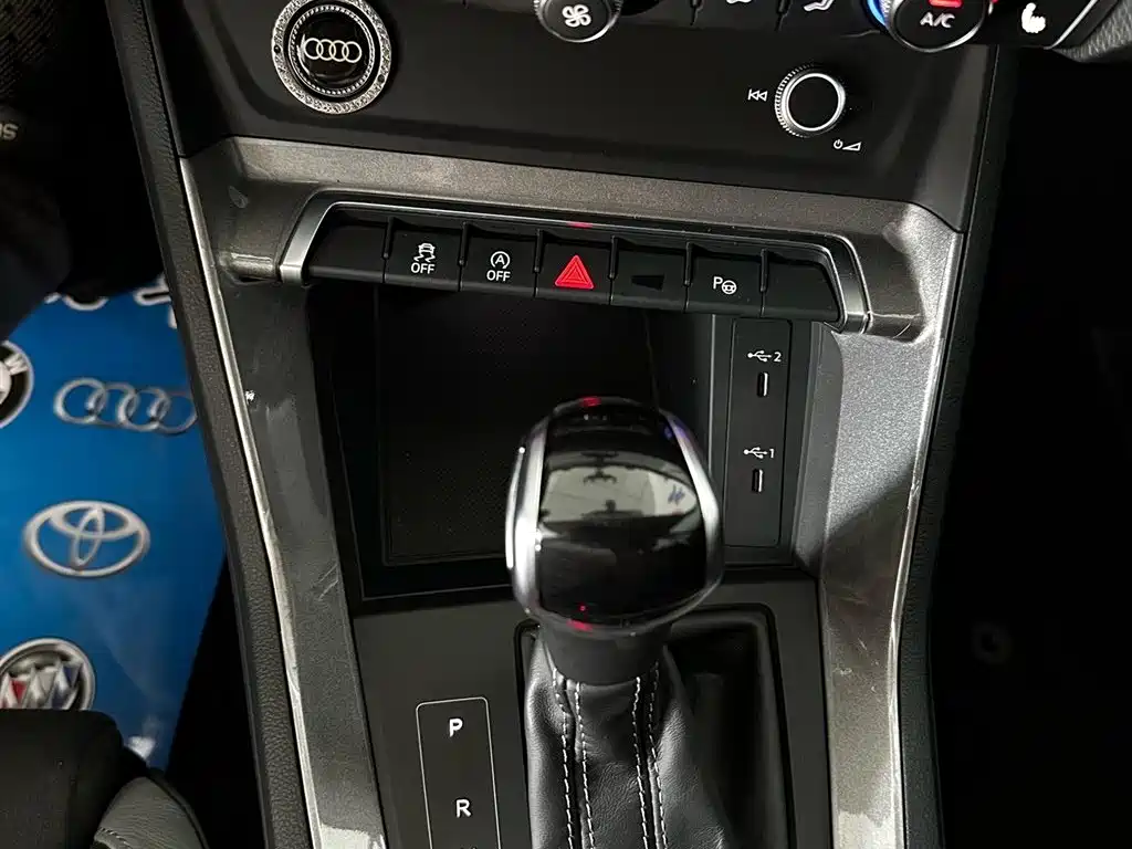 Audi Q3 2022 — фото 13