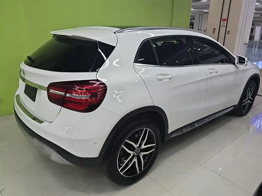 Mercedes-Benz GLA 2017 — фото 3