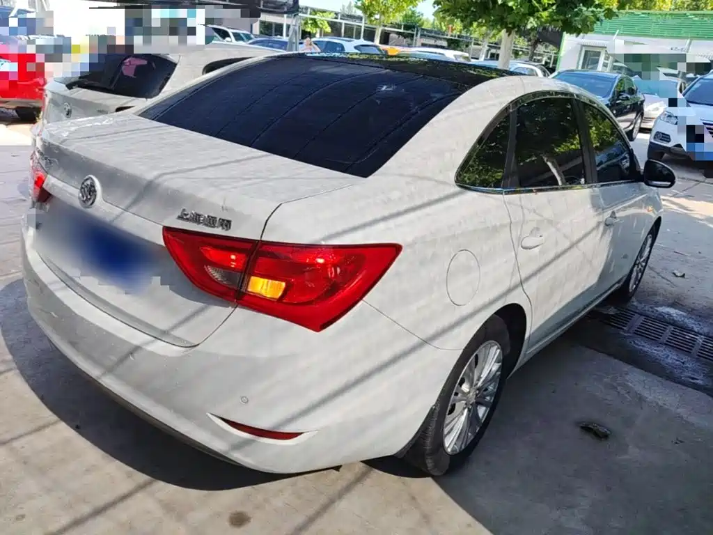 Buick Excelle 2015