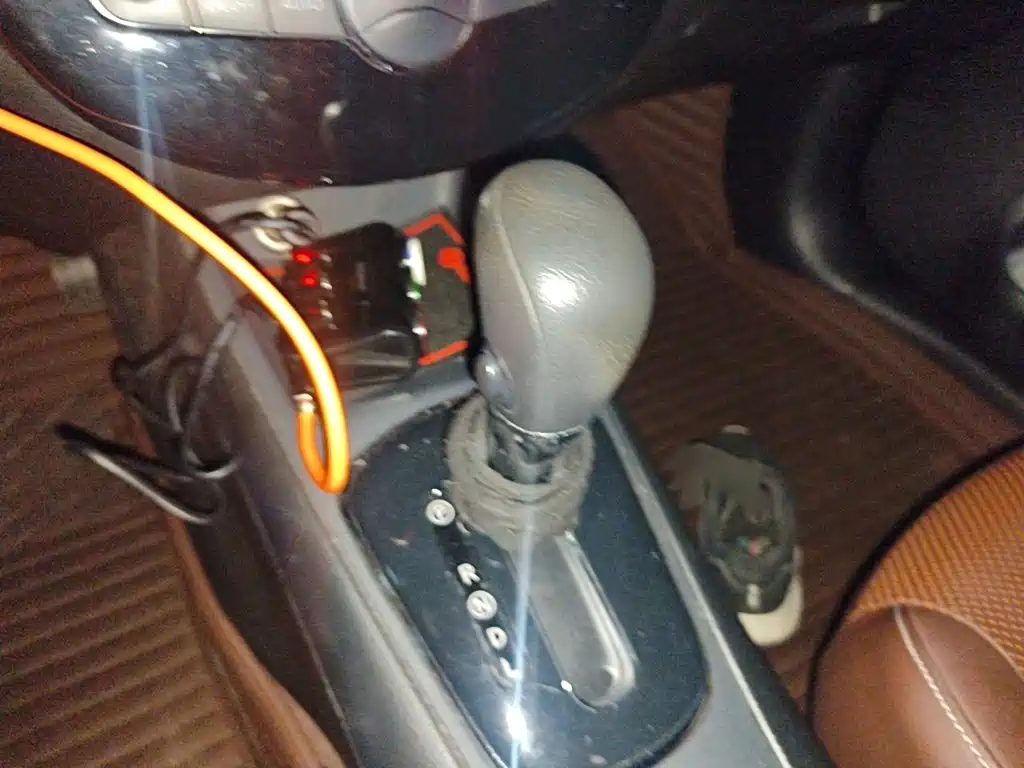 Nissan Tiida 2015
