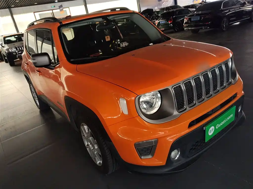 Jeep Renegade 2020 — фото 22