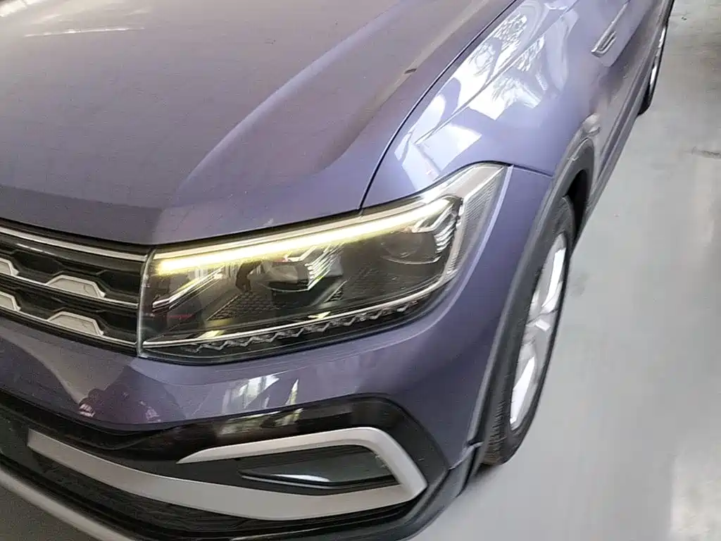 Volkswagen T-Cross 2019 — фото 24