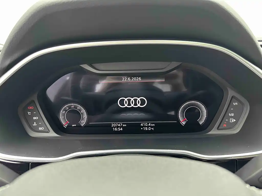 Audi Q3 2023 — фото 18