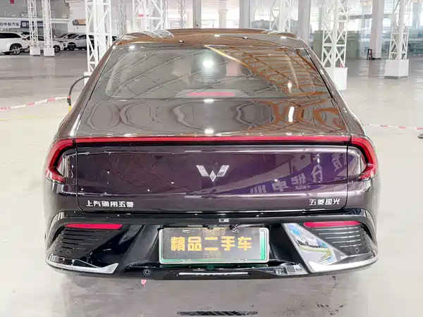 Wuling Starlight 2023