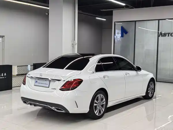 Mercedes-Benz C-Class 2020