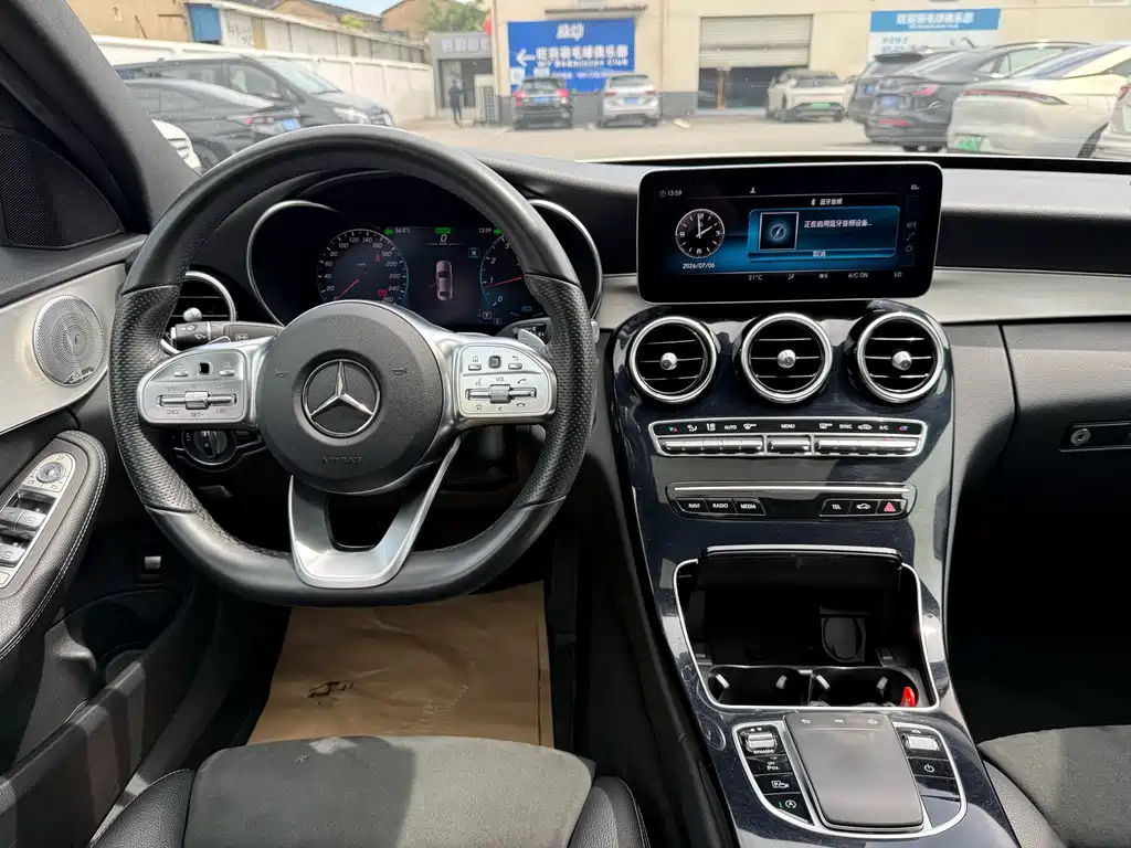 Mercedes-Benz C-Class 2021