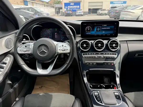 Mercedes-Benz C-Class 2021