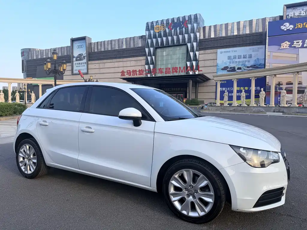 Audi A1 2014