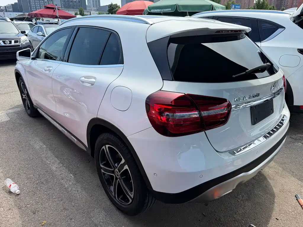 Mercedes-Benz GLA 2018 — фото 10