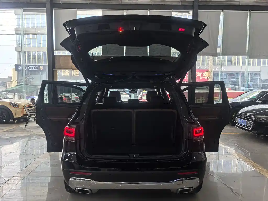Mercedes-Benz GLB 2021 — фото 20