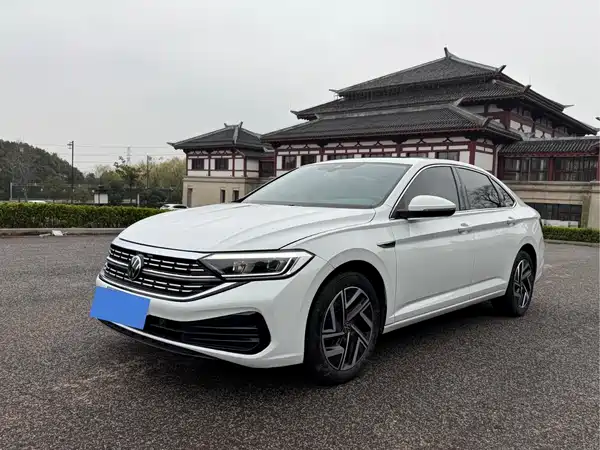 Volkswagen Sagitar 2023