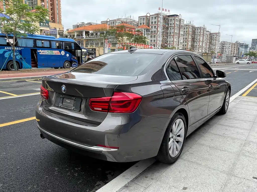 BMW 3 Series 2017