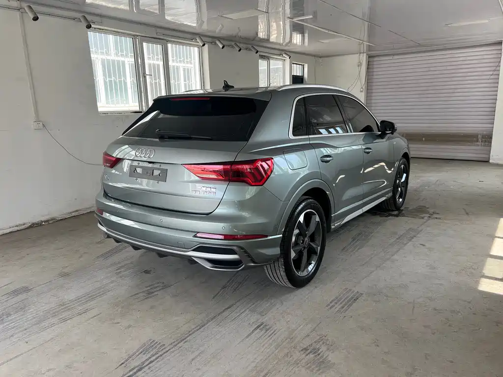 Audi Q3 2023 — фото 33