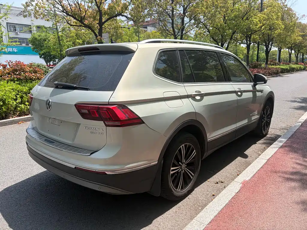 Volkswagen Tiguan L 2020 — фото 4