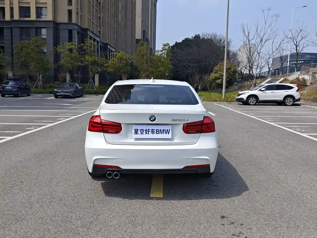 BMW 3 Series 2016 — фото 14