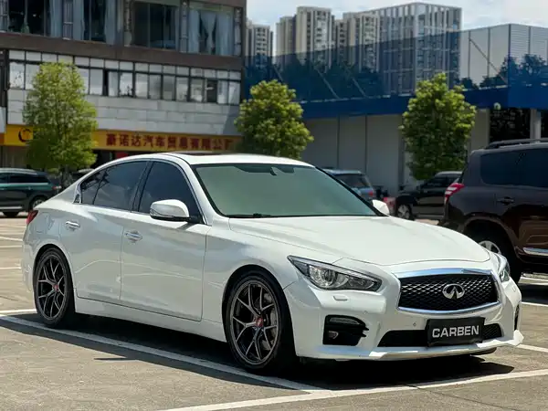 Infiniti Q50 2014