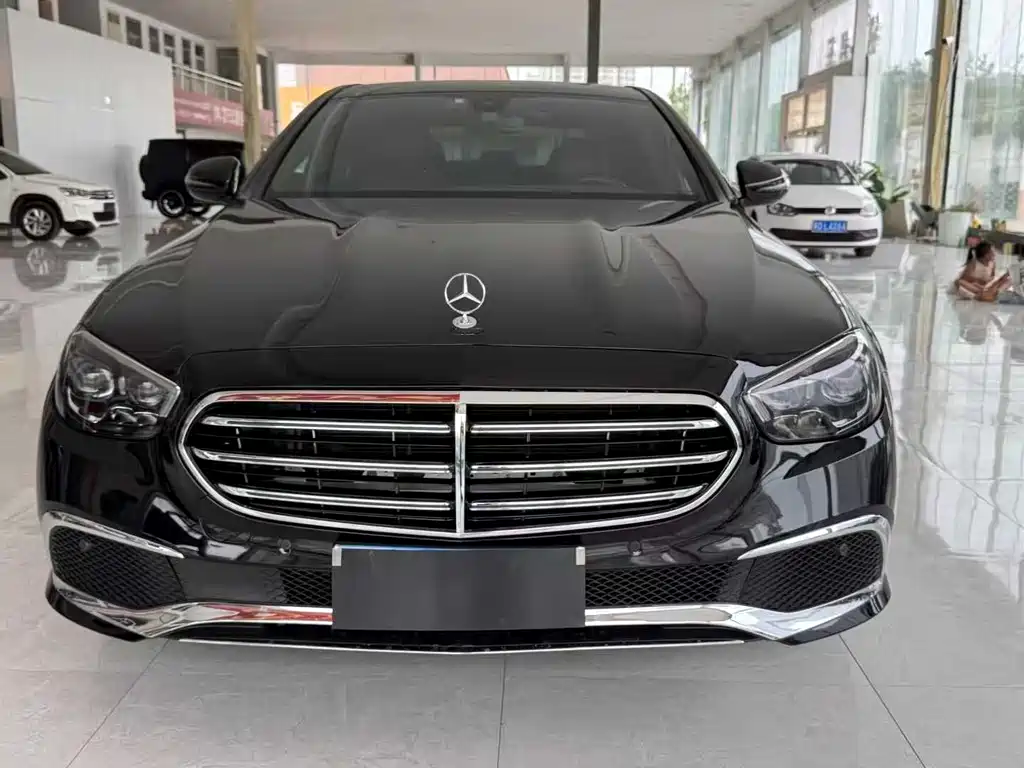 Mercedes-Benz E-Class 2020 — фото 3
